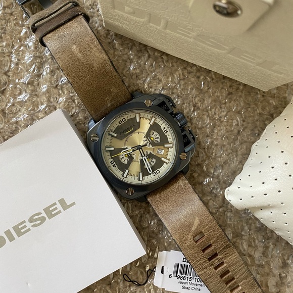 ❌Sold❌DIESEL BAMF Chronograph Taupe Dial DZ7342 - Picture 2 of 8